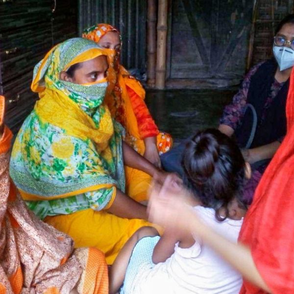 Women speaking in Bangladesh village